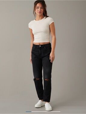 American eagle strigid mom jeans